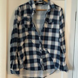 Women’s plaid shirt